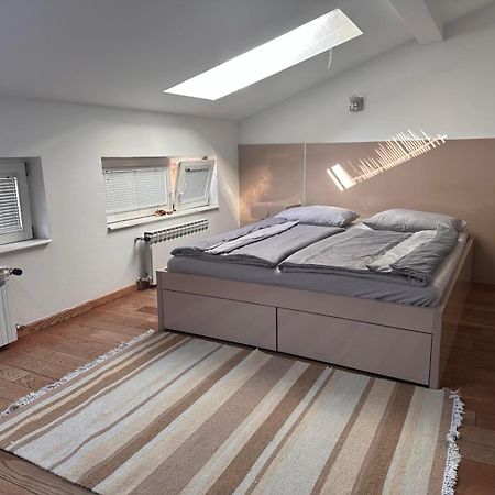 Vila Danin With Free Garage,Stari Grad SJJ Exteriér fotografie