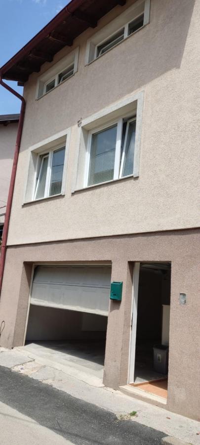 Vila Danin With Free Garage,Stari Grad SJJ Exteriér fotografie